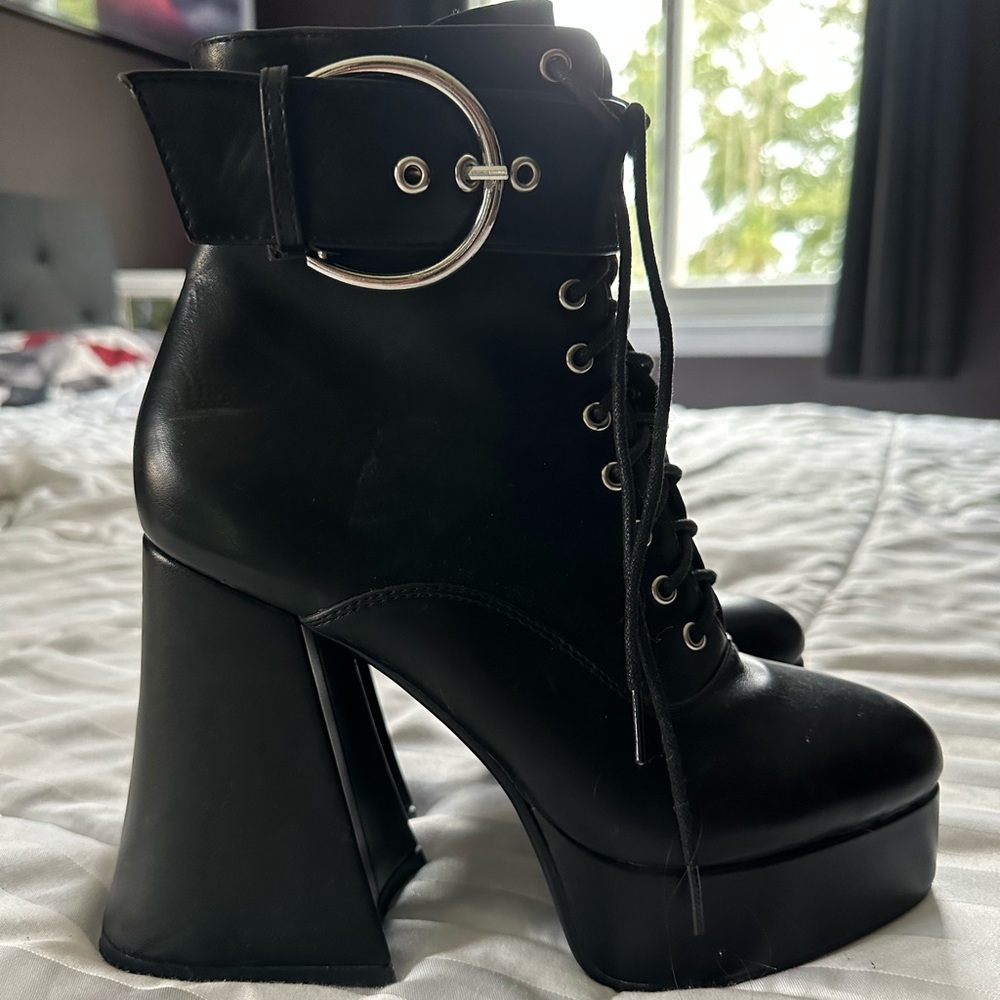 Dolls Kill Boots (Lamoda)
